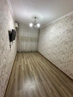 Apartment for sale 2/4/4 Aviasozlar market