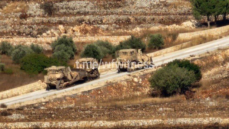️🇱🇧🇮🇱 צה"ל העביר רכב צבאי פגוע מחולה לפאתי ואדי אל סלוקי, דרום לבנון.