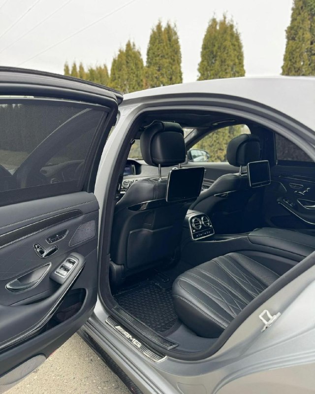 W222 S63 AMG 9