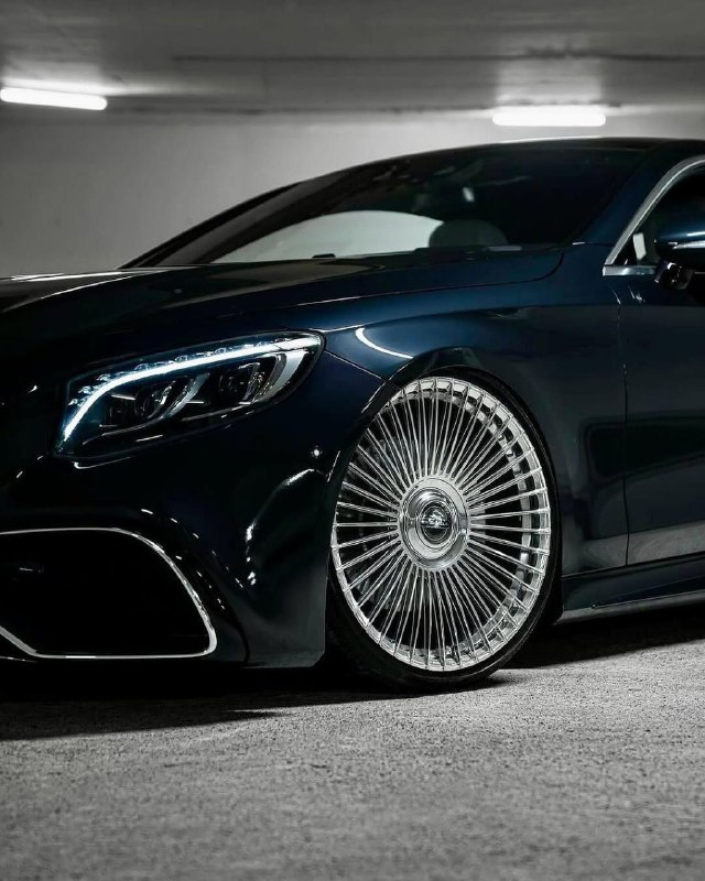 S-Class Luxury Coupe 3