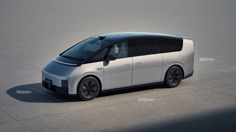 В Китае начались продажи электрического минивэна Li Auto Mega 6