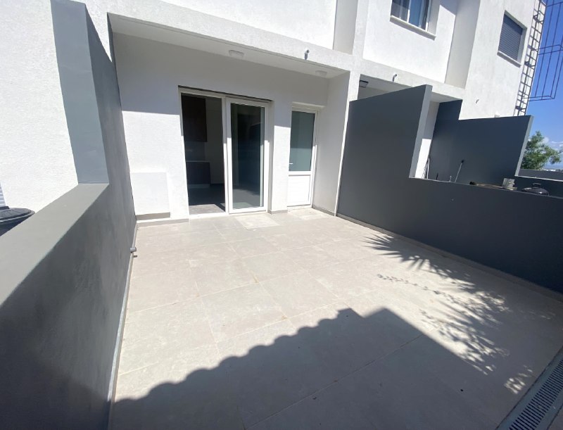 3-bed new townhouse with garden in Ypsonas photo 1