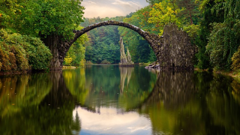 Going full circleDevil's Bridge in Rhododendron Park Kromlau, Saxony, Germany (© Mike Mareen/Getty Images)