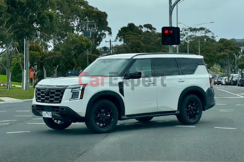 Новый Patrol уже таскает прицеп — и это важнее, чем кажется. По данным иностранных СМИ, праворульный