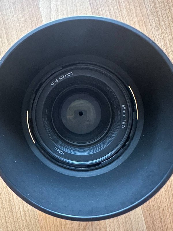 Объектив Nikkor AF-S 85mm f/1.8G.  Линзы в идеальном состоянии. Цена 350 лари. — фото 1