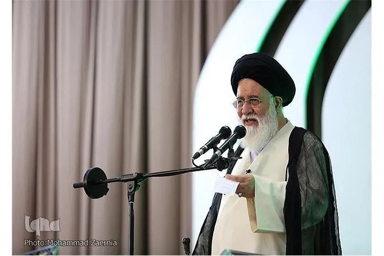 خبرگزاری ایکنا شعبه خراسان رضوی: 💠دولت در حساسترین دوران کشور را بهخوبی اداره کرد🔹امام جمعه مشهد با بیان اینکه دولت در حساسترین و پرفشارترین روزهای ج