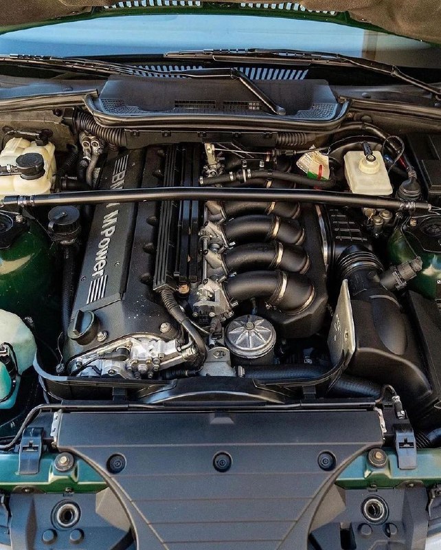 BMW M3 GT 7