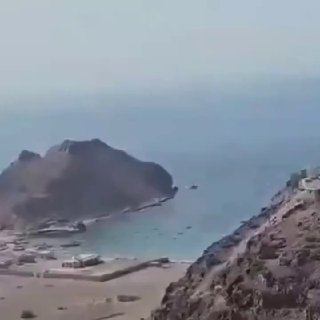 🎥 התמונות שפורסמו במרחב הוירטואלי תחת הכותרת "הסרטון הראשון של רגע הגעתם של כוחות לוחמים חמושים של תימן לב…