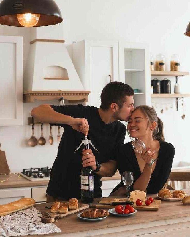؏شـِِ➹ِِ۪۪۪ٜۖـ۪۪ٜؓؔق ٺـ‌‌‌‌ؖؖؖݪ۪ٜ۪ٜٜ۪ٜ۪ٜ۪ٜ۪ٜ۪ٜ۪ٜ۪ٜ۪ٜـ‌‌‌ـخ: بخیر مے شود هر عصراگر ،سهمِ مـن از صداے دلنِشینِ تــو ،" دوسـتت دارم ِ "ڪوچڪے باشد...♥️🍷عصر_بخیر_جان_دلم