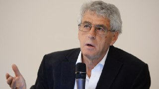 Леонида Гозмана заочно приговорили к 10 годам колонии по делу об оправдании терроризмаДело возбудили из-за того, что Гозман, находясь за границей, «дал интервью зарубежному изданию, в котором публично оправдал терроризм». Об этом сообщили в прокуратуре Мос