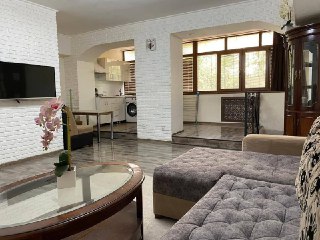 Продаётся квартира под офис 1/1/5 Ц4 кафе Бухара