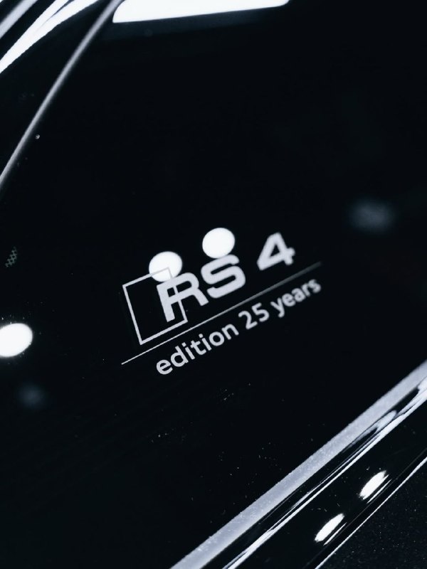 Audi RS4 10