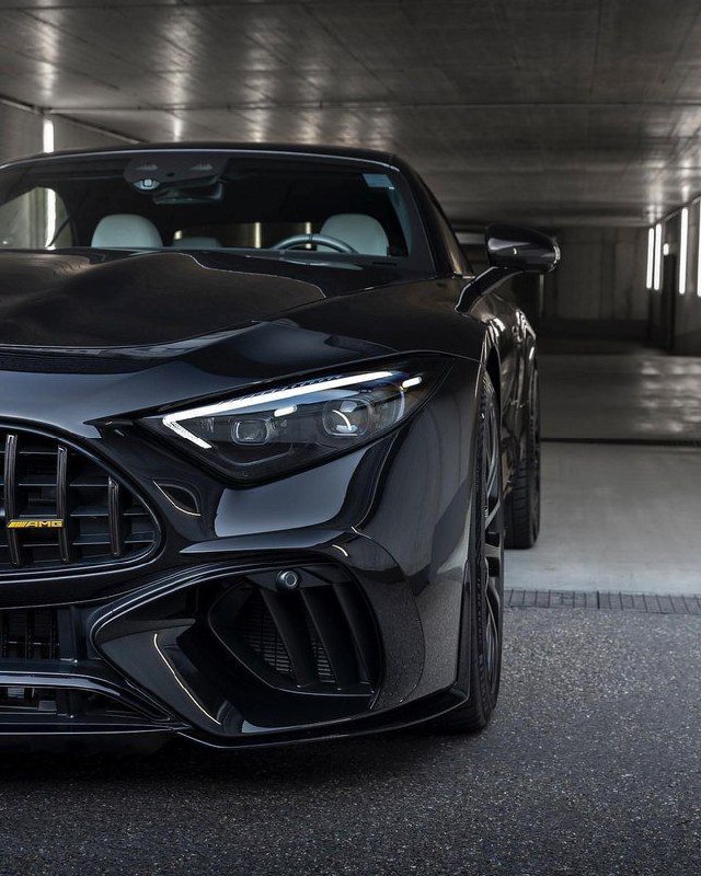 Mercedes Benz sl63 2