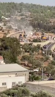 הריסות מאסיביות שביצע הכיבוש בעיירה נעלין, ממערב לרמאללה