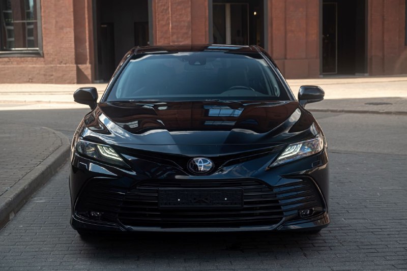 Camry 3,5 исчезнут из России: с 1 декабря из-за нового утильсбора автомобили Toyota мощнее 160 л.с. 
