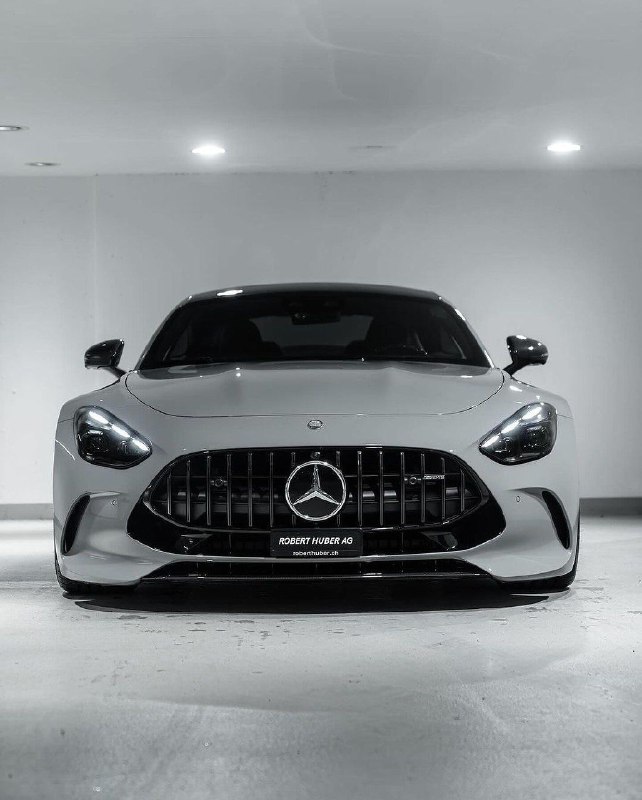 Новый Mercedes AMG GT 63 Coupe 4