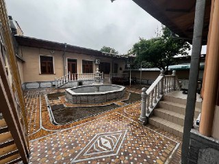 7-room apartment, 4 m²