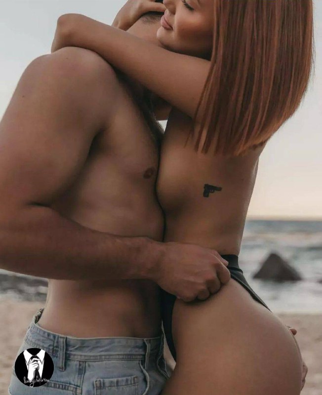 🌟💎LuXury Life💎🌟: وقتی داری نازشو میکشی ، باید آروم آروم شورتشم پایین بکشی🤤💦🔱@LuxuryLiFeForYou🔱