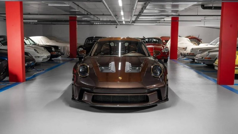 Porsche показала полностью коричневый 911 GT3 RS — отдел Sonderwunsch сделал уникальный спорткар в ц 3