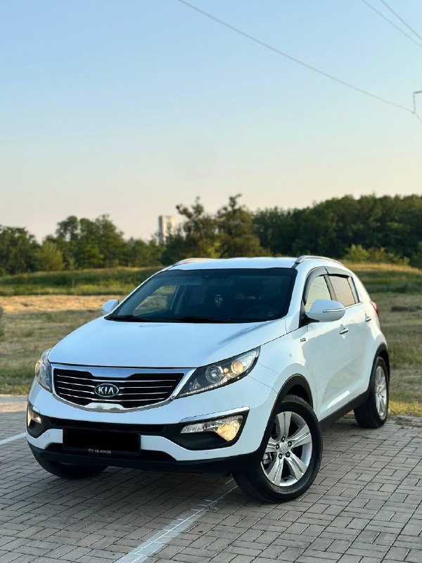 Продам автомобиль в идеальном состоянии.
Kia sportage 2012год обьем двигателя 2.0 бензин, коробка обычный автомат aisin 6ст пробег 181т км
Подключаемый полный привод, 4awd
1 Хозяин без дтп
Автомобиль полностью обслужен и вложений никаких не требует.
2 Комплекта резины и дисков, зима лето стоит андроид планшет,
Хорошая комплектация: двух зонный климат контроль. Круиз контроль. Подогрев всех сидений.
Авто свет. Авто дождь. Кожаный мультируль. Полный электро пакет. Разные помощи при вождении.
Цена 1.295.000₽+ торг
+7949-400-97-37
Звоните в любое время, если не доступен звоните еще раз связь плохая.
📲 Tg: @alligator_0888
📞 Звоните: +7(949)4009737 - фотография - 2