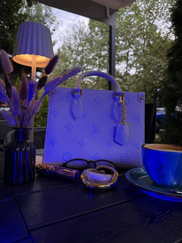 Louis Vuitton Louis Vuitton Onthego PM Monogram Empreinte Beige / Blue, фото 2