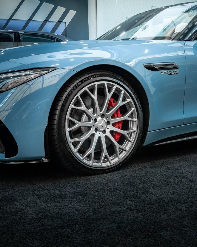 SL 55 AMG 4MATIC+ 8