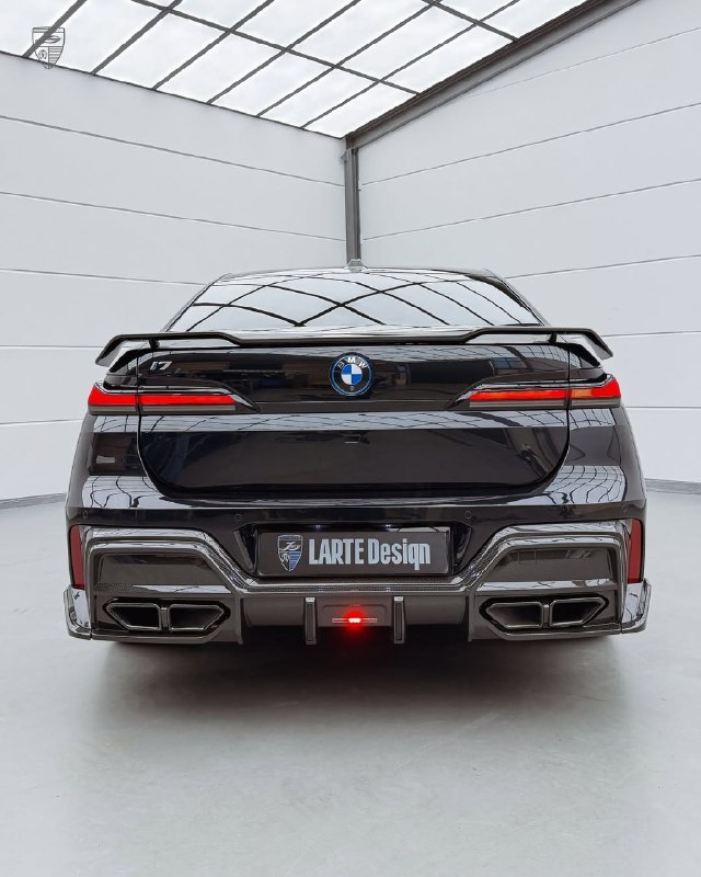 BMW i7 от LARTE Design 3