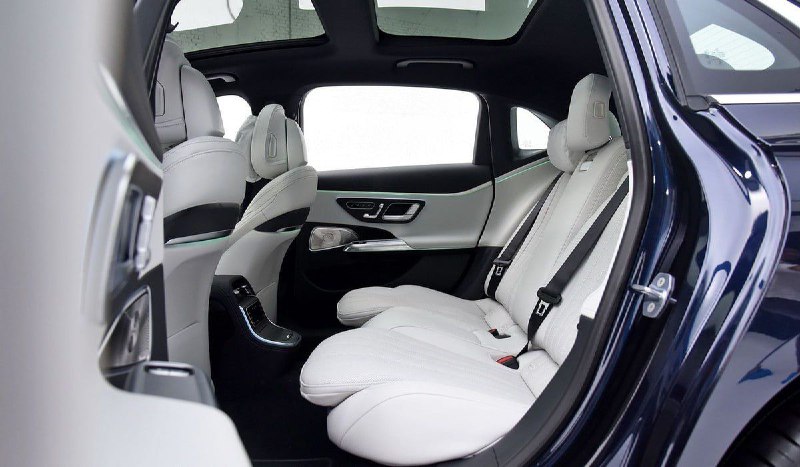 Удлиненный Mercedes E-класса выйдет на рынок Индии 3