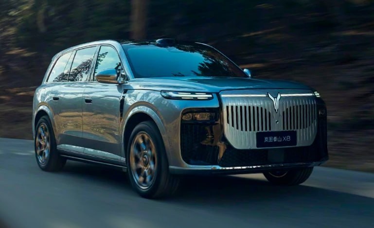 Voyah полностью рассекретил кроссовер Taishan X8