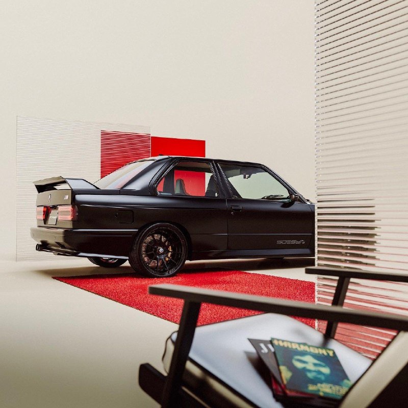 BMW E30 M3 Restomod 8