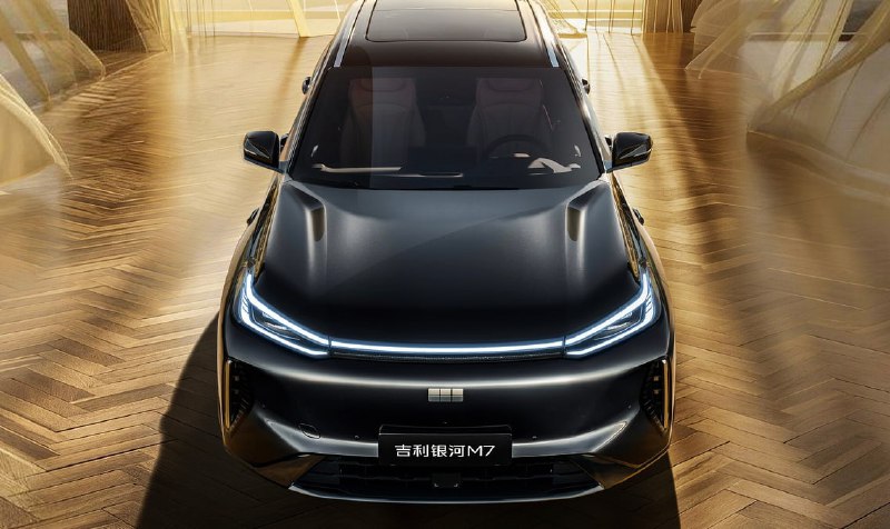 Geely показала новый гибридный кроссовер Galaxy M7...