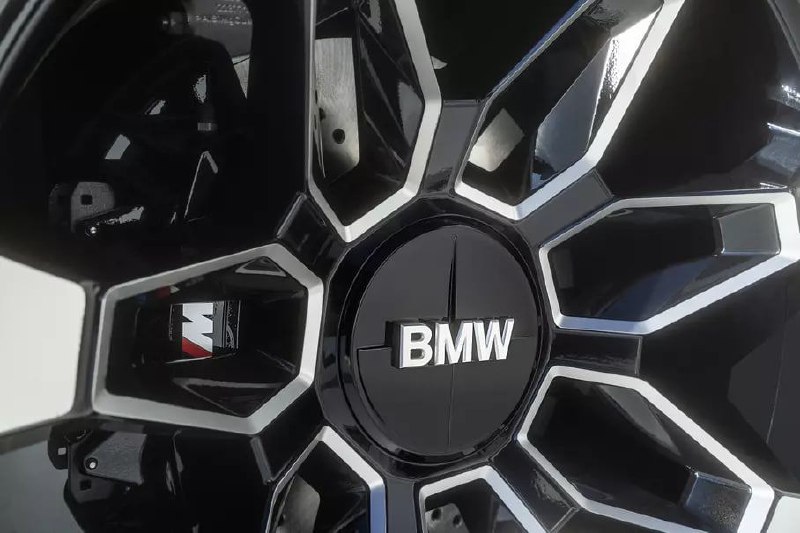 Компания BMW анонсировала загадочную новинку11 июля на ежегодном Фестивале скоро