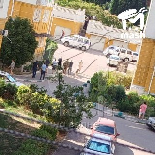 ⚡️ В Севастополе подорвали мужчину, чью личность не раскрывают, власти теракт не комментировали. Позднее еще 5 человек погибли при разминировании снаряда13 августа в Севастополе прозвучали два взрыва с жертвами.▪️ Первый произошел в сквере на Столетовском 