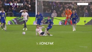 Second yellow card after a foul.