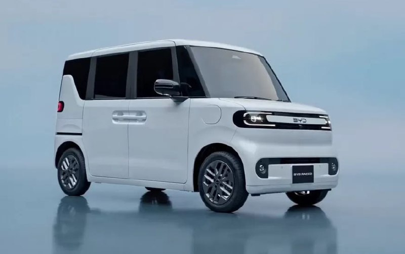 BYD раскрыл салон электрокей-кара для Японии