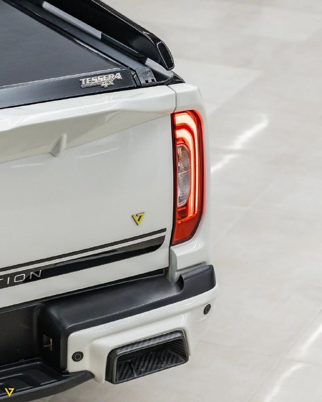 Luxury Pickup: X 350 d 4MATIC V6 Turbo Yachting Edition 6