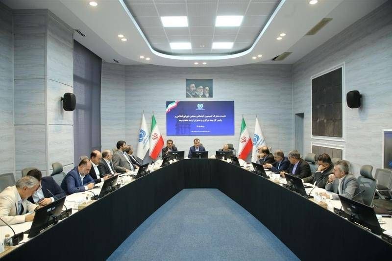 bimenevis 🇮🇷: رئیس کل بیمه مرکزی در نشست مشترک کمیسیون اجتماعی مجلس شورای اسلامی:نظام بیمهای درمان و سلامت كشور نیازمند یكپارچگی استh