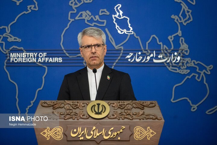 روزنامه اینترنتی فراز: بقایی: سفر وزیر خارجه عمان به تهران هیچ ارتباطی با سفر فرمانده ارتش پاکستان ندارد؛ فقط از لحاظ زمانی تقریبا همزمان شده‌ا