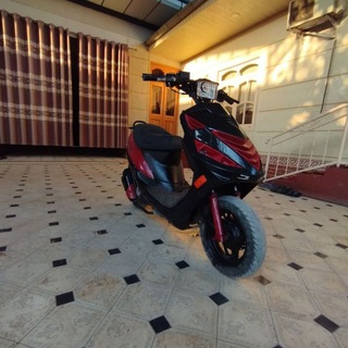 Vodiy moto skuterlar bozori