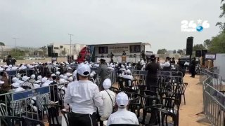 🇮🇱 Ultra-Orthodox school students protest in front of Prison 10 against the arrest of defectors on the way to Uman Doud. i24NEWS.