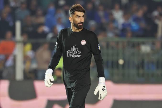 جماران: ⚽️ بیرانوند از مهر ۱۴۰۵ مشمول سربازی خواهد شد🔸 سردار زاهدی معاون نظام وظیفه عمومی: علیرضا بیرانوند از مهرماه ۱۴۰۵ سرباز
