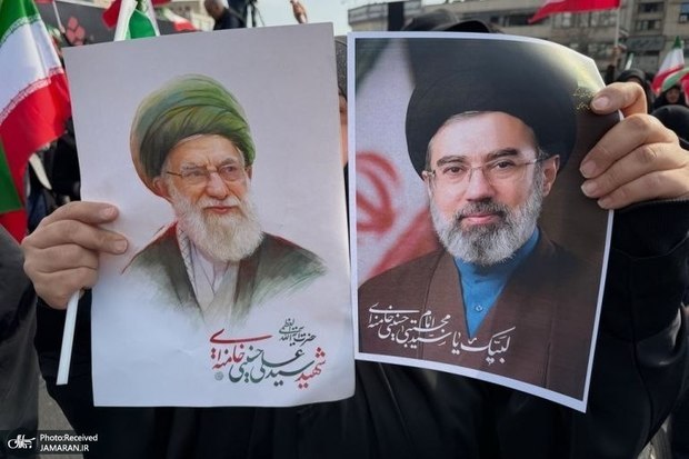 جماران: ⭕️ روزنامه اسرائیلی: سیستم حکمرانی در ایران با وجود شدت فشارها همچنان پابرجاست🔸«دنی زاکن»، روزنامهنگار و تحلیلگر مسائل