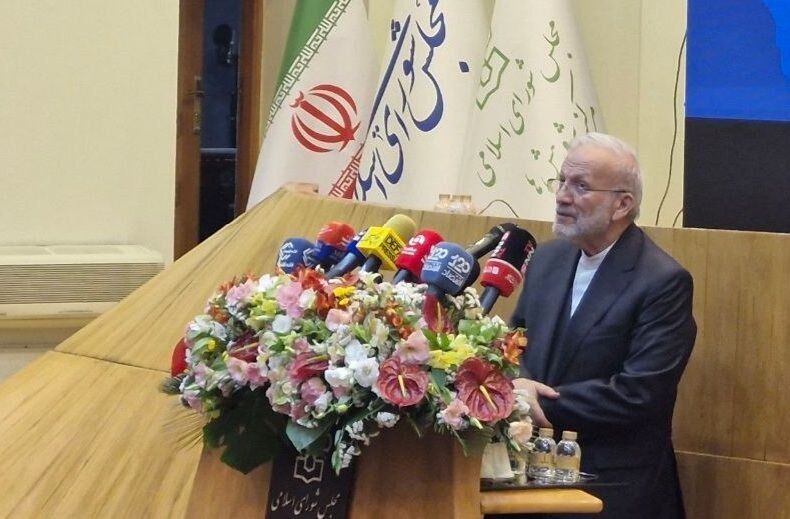 روزنامه ایران: ⭕ متکی: نظم آینده منطقه به نتیجه جنگ اخیر بستگی دارد🔹 نماینده مردم تهران در مجلس شورای اسلامی با اشاره به اهمیت ۹۰ روز