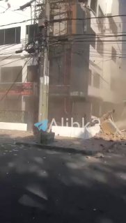 רעידת אדמה בעוצמה של 7.4 פקדה את קולומביה, וגרמה לקריסה של מספר מבנים בעיר קאלי, בעוד התושבים חשו את הרעד ב…