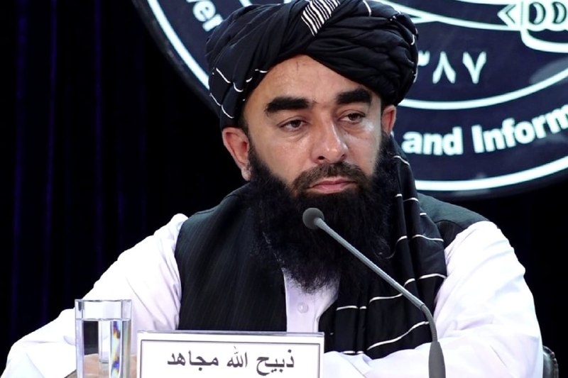 خبرگزاری افغان ایرکا: طالبان: همه افغان‌ها می‌توانند به افغانستان بازگردند🔹ذبیح‌الله مجاهد، سخنگوی طالبان، با تأکید بر اعلام عفو عمومی گفت همه