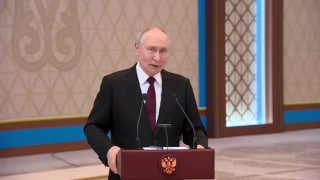 Путин не признал, что упавший в Румынии беспилотник был российским  Владимир Путин сообщил, что до проведения экспертизы невозможно определить происхождение беспилотника, который попал в жилой дом в румынском городе Галац.  ⚪️ Подробности. Политик также за