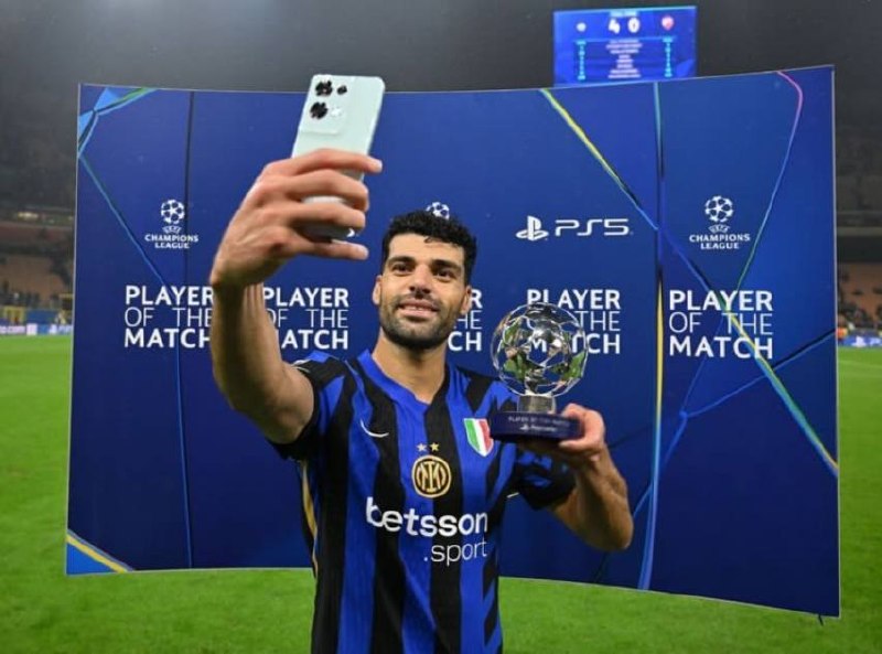 FIFA News 90: 💙📊عملکرد طارمی در 7 سال حضورش در فوتبال اروپا:👟 2 بار آقای گل لیگ پرتغال و 1 بار آقای پاس گل لیگ پرتغال. 131 گل، 58 پاس