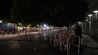 В Берлине автомобиль въехал в толпу во время прайда. Сообщается о погибшем и 14 пострадавшихВечером 25 июля автомобиль въехал в толпу в южной части берлинского парка Тиргартен. В это время у Бранденбургских ворот проходила финальная программа прайда в подд