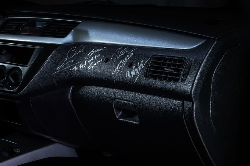 На аукционе Bonham Cars с молотка уйдёт оригинальный Mitsubishi Lancer Evolution VII Брайана О’Конно 7