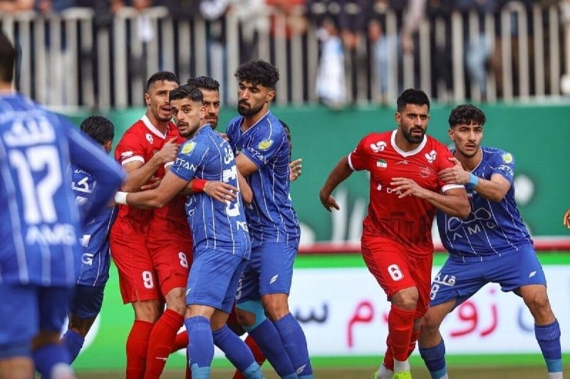 Esteghlal Twitter: ✔️دربی پایتخت بین استقلال و پیروزی تو ورزشگاه نقش جهان برگزار میشه.📆چهارشنبه ۱۱ شهریور⏰ساعت ۱۹:۳۰ #mamadinho @Esteghlaal